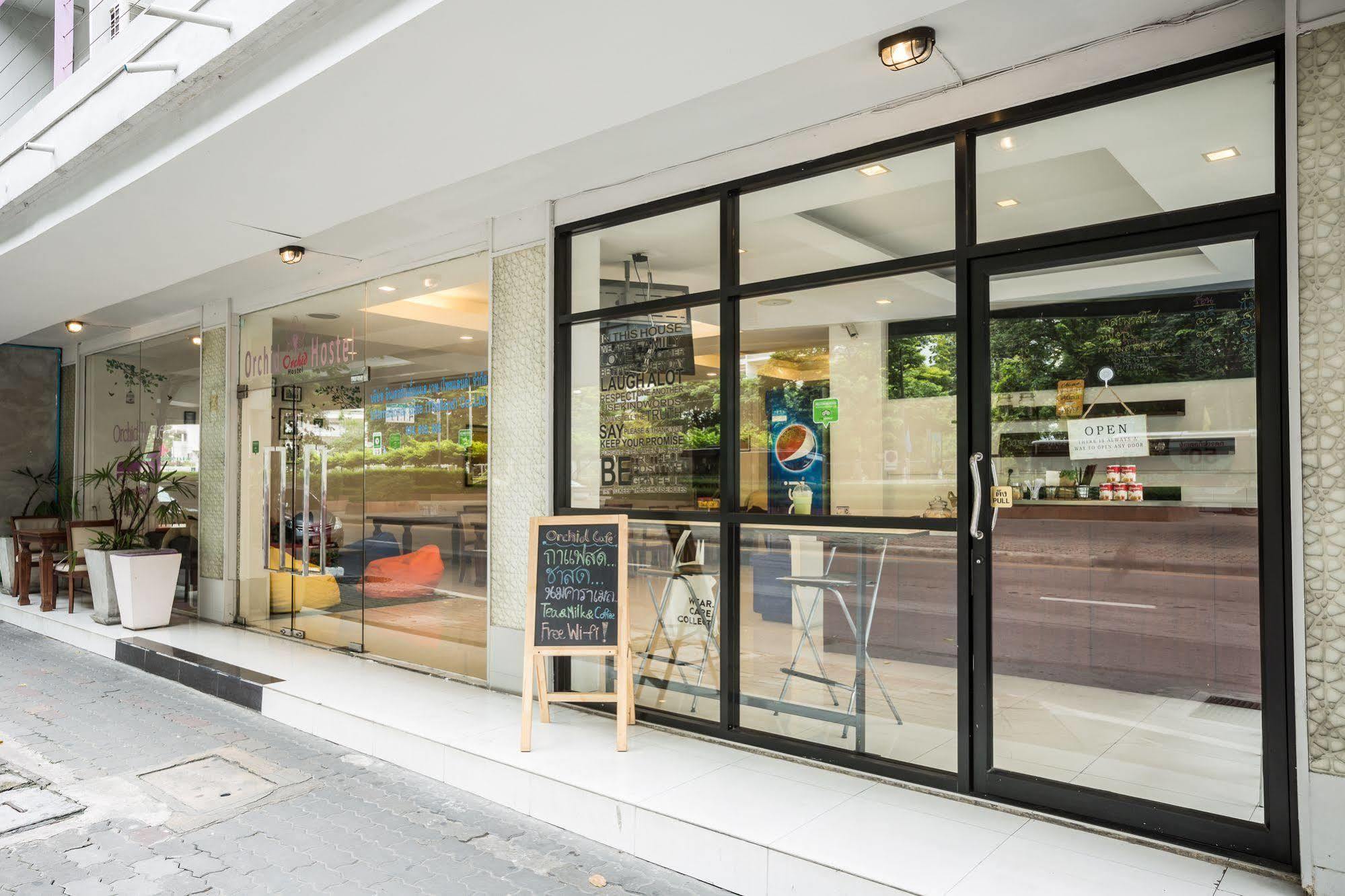 Orchid Hostel Bangkok Ngoại thất bức ảnh